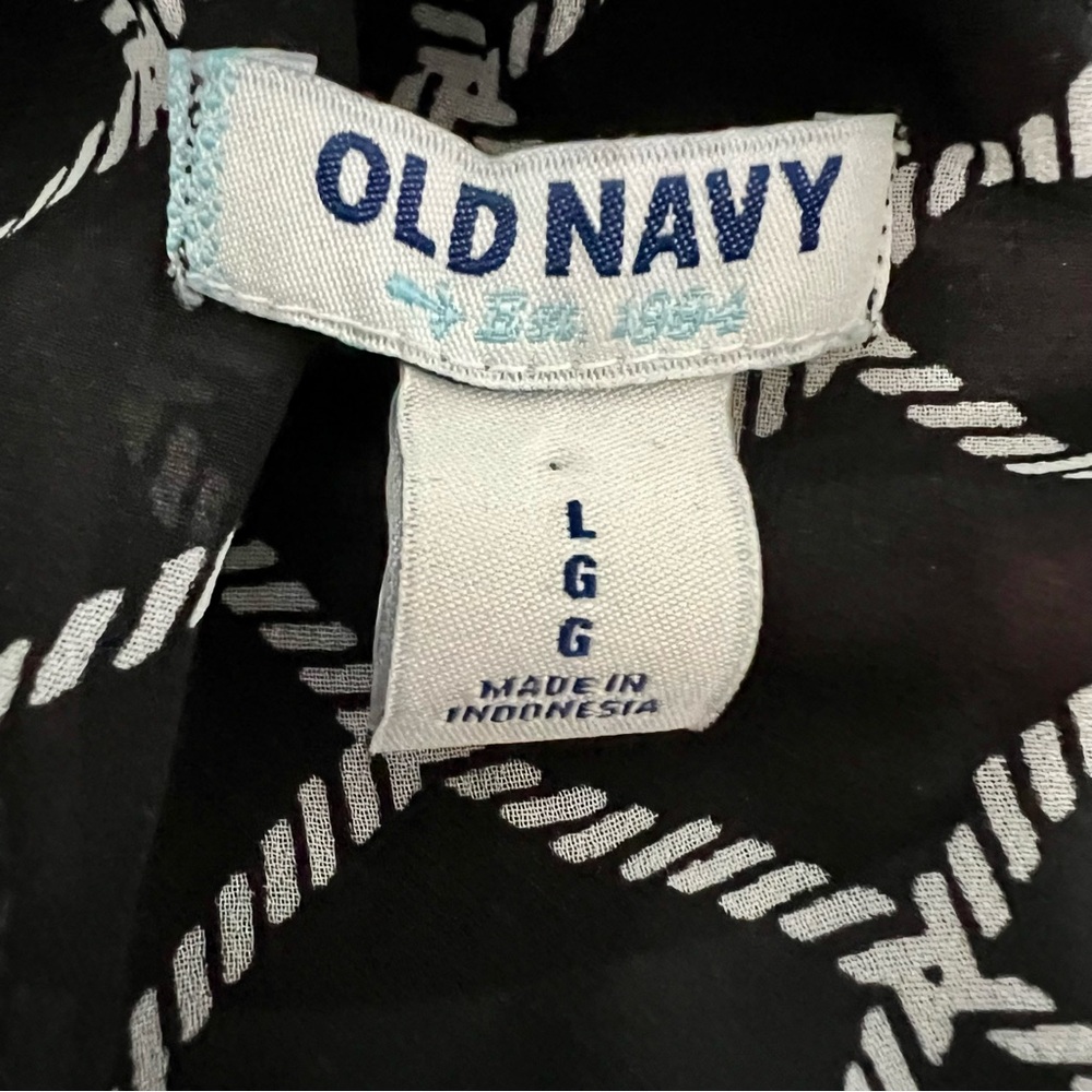 Old‎ Navy Black/ White  Blouse Size-Large Sheer, Lightweight Versatile Wear - Picture 8 of 8